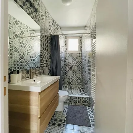 Dnn - Modern 1 Bedroom Center - Free Wifi And Parking - Near Lyon, Vichy, Clermont דירה *