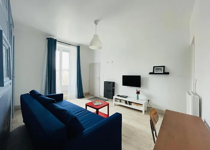 Dnn - Modern 1 Bedroom Center - Free Wifi And Parking - Near Lyon, Vichy, Clermont Thiers