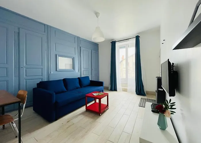 Appartement Dnn - Modern 1 Bedroom Center - Free Wifi And Parking - Near Lyon, Vichy, Clermont Thiers